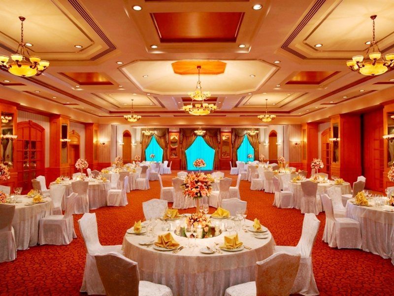 Knight Castle Hotel Dubái Exterior foto The Royal Ballroom