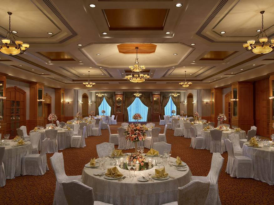 Knight Castle Hotel Dubái Exterior foto The Royal Ballroom